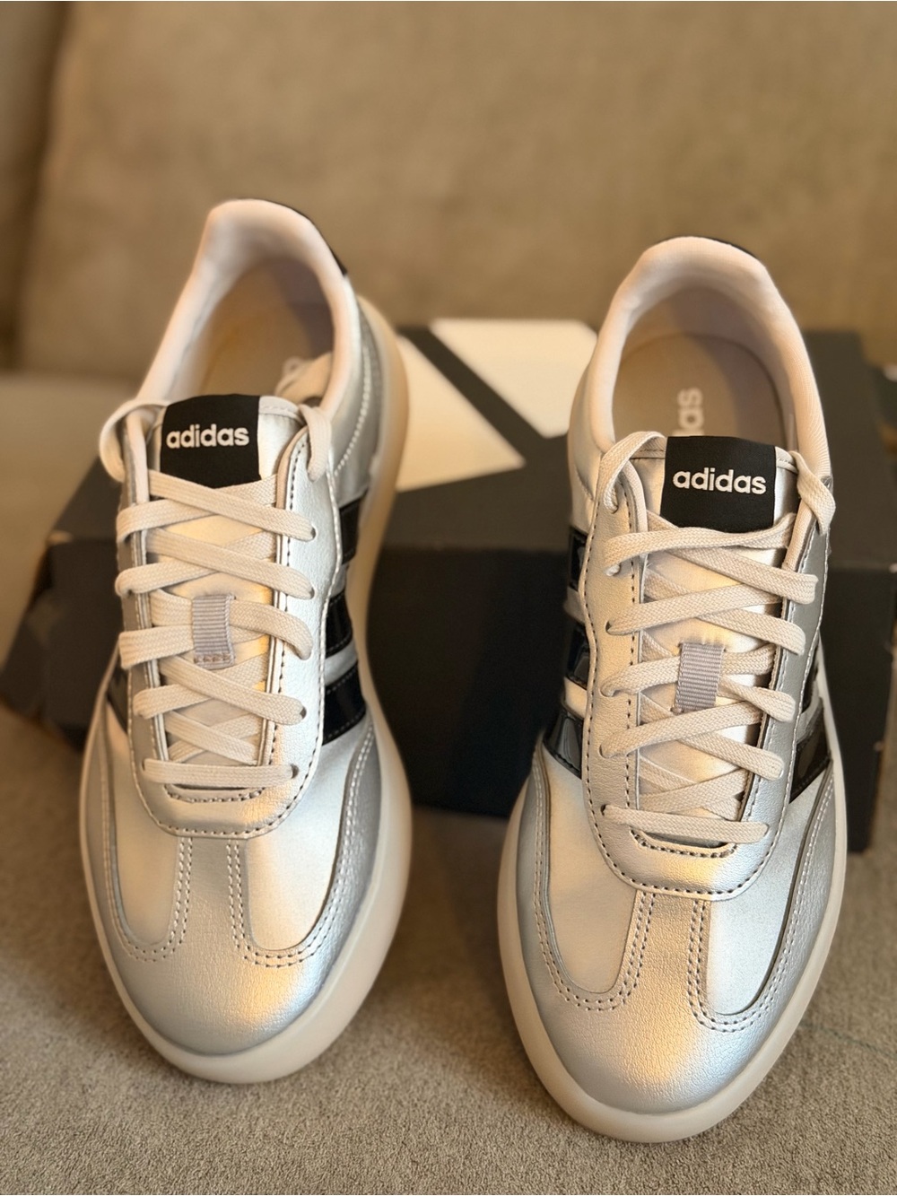 New adidas Women's Silver & Black Casual Sneakers